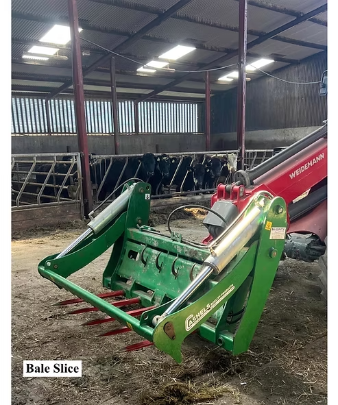 Bale slice attachment on a loader
